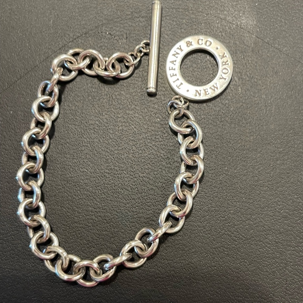 Tiffany toggle bracelet in silver